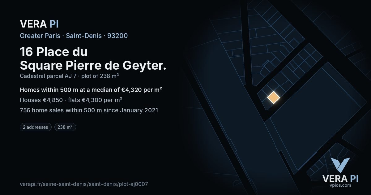 16 Place du Square Pierre de Geyter, Saint-Denis at night – the plot lit, the parcels around coloured by the prices near them