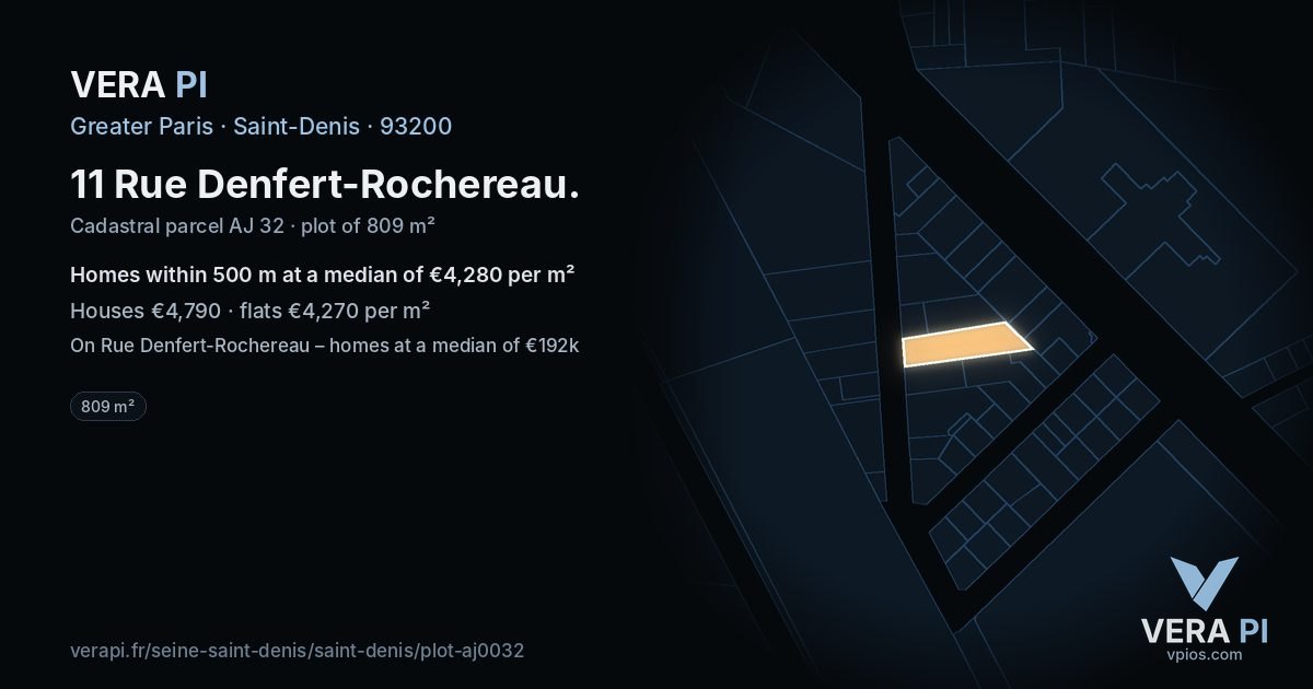 11 Rue Denfert-Rochereau, Saint-Denis at night – the plot lit, the parcels around coloured by the prices near them