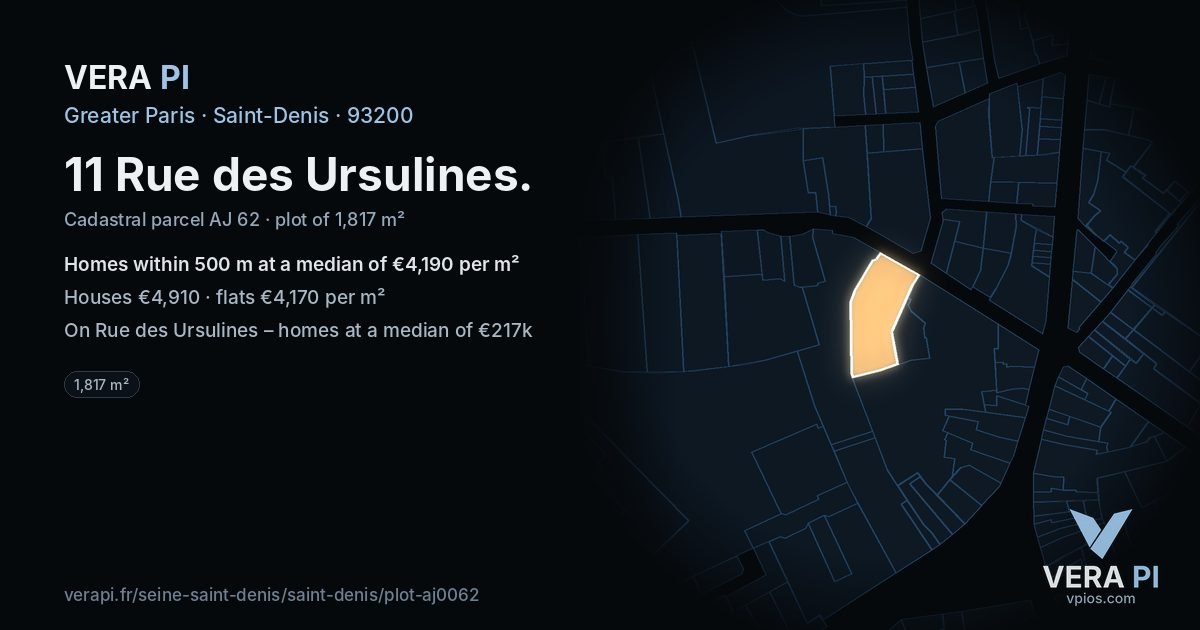 11 Rue des Ursulines, Saint-Denis at night – the plot lit, the parcels around coloured by the prices near them