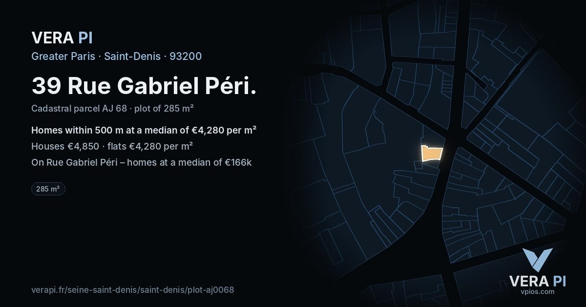 39 Rue Gabriel Péri, Saint-Denis at night – the plot lit, the parcels around coloured by the prices near them