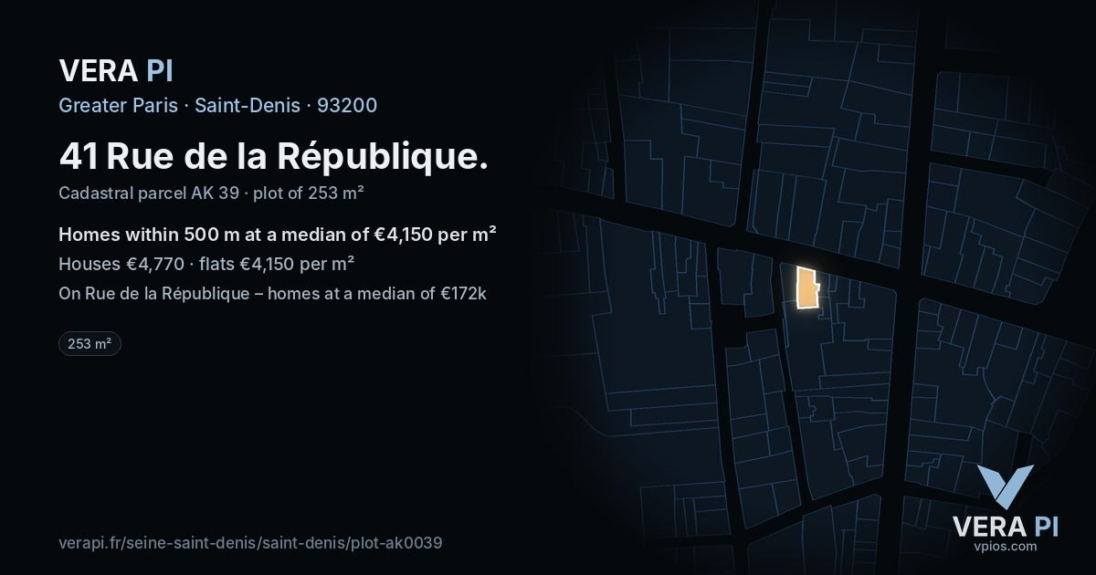 41 Rue de la République, Saint-Denis at night – the plot lit, the parcels around coloured by the prices near them
