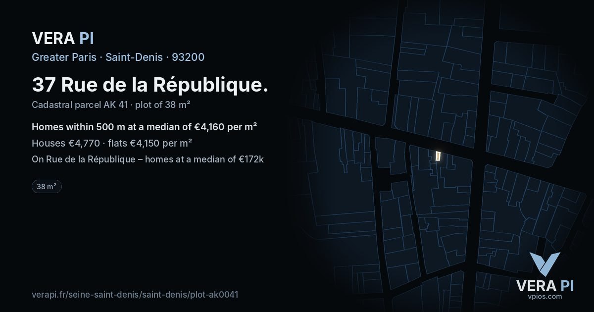 37 Rue de la République, Saint-Denis at night – the plot lit, the parcels around coloured by the prices near them