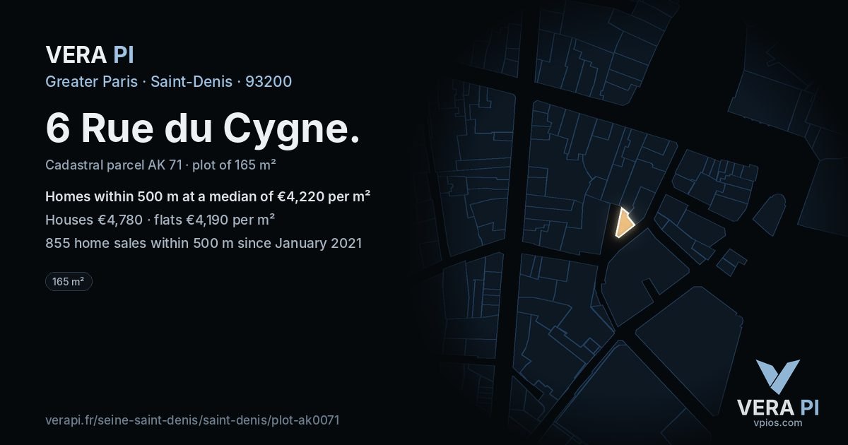 6 Rue du Cygne, Saint-Denis at night – the plot lit, the parcels around coloured by the prices near them
