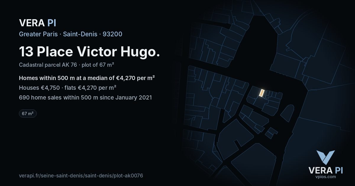 13 Place Victor Hugo, Saint-Denis at night – the plot lit, the parcels around coloured by the prices near them