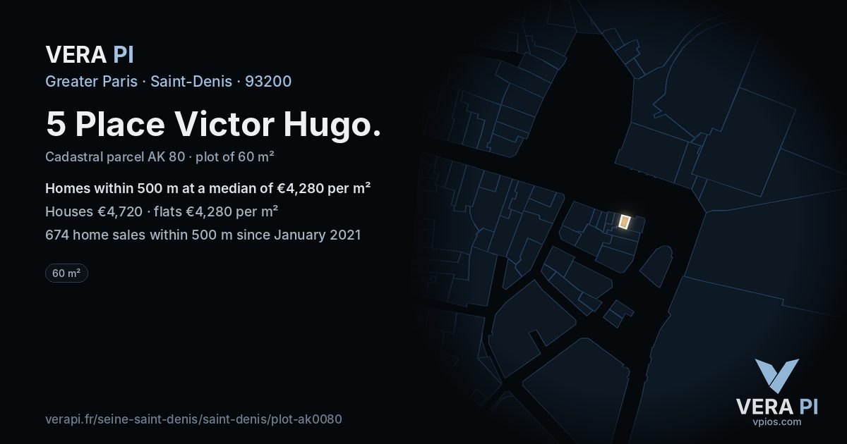 5 Place Victor Hugo, Saint-Denis at night – the plot lit, the parcels around coloured by the prices near them