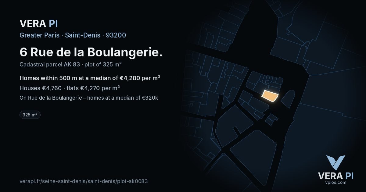 6 Rue de la Boulangerie, Saint-Denis at night – the plot lit, the parcels around coloured by the prices near them
