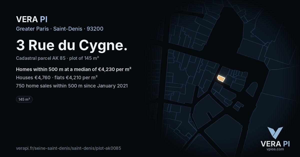 3 Rue du Cygne, Saint-Denis at night – the plot lit, the parcels around coloured by the prices near them