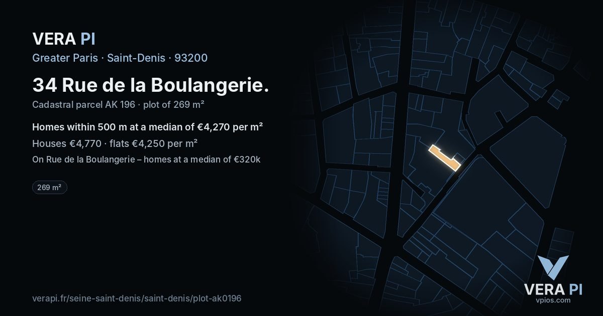 34 Rue de la Boulangerie, Saint-Denis at night – the plot lit, the parcels around coloured by the prices near them