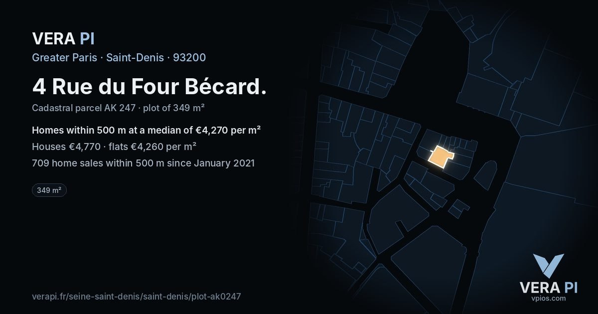 4 Rue du Four Bécard, Saint-Denis at night – the plot lit, the parcels around coloured by the prices near them