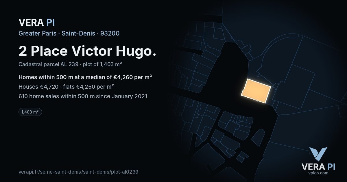 2 Place Victor Hugo, Saint-Denis at night – the plot lit, the parcels around coloured by the prices near them