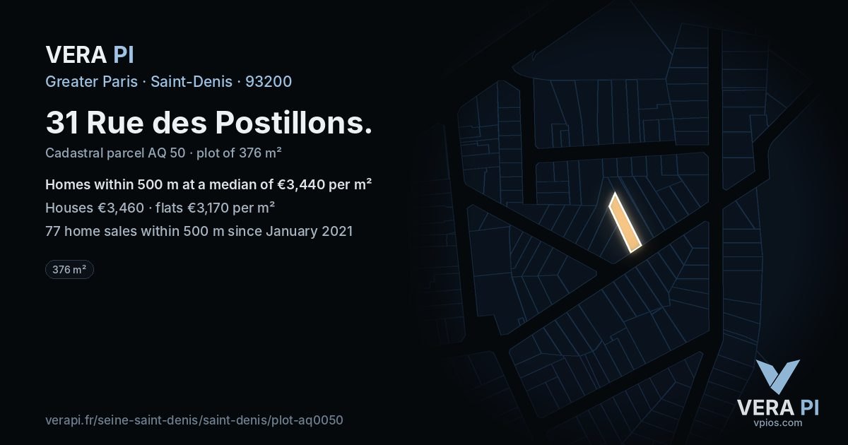 31 Rue des Postillons, Saint-Denis at night – the plot lit, the parcels around coloured by the prices near them