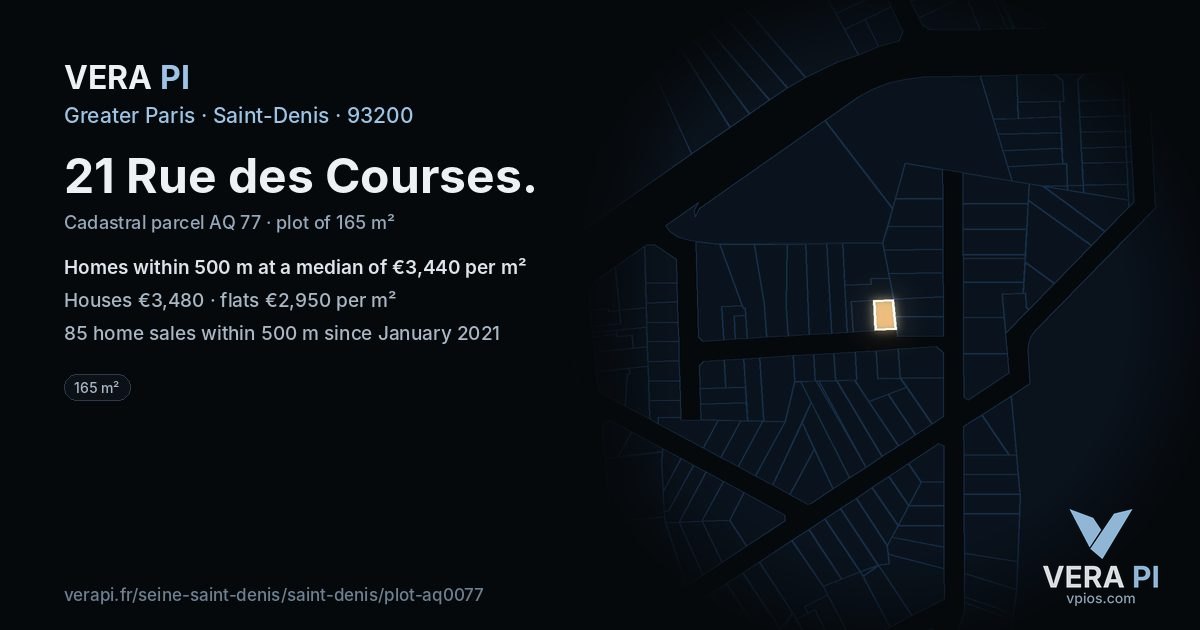 21 Rue des Courses, Saint-Denis at night – the plot lit, the parcels around coloured by the prices near them
