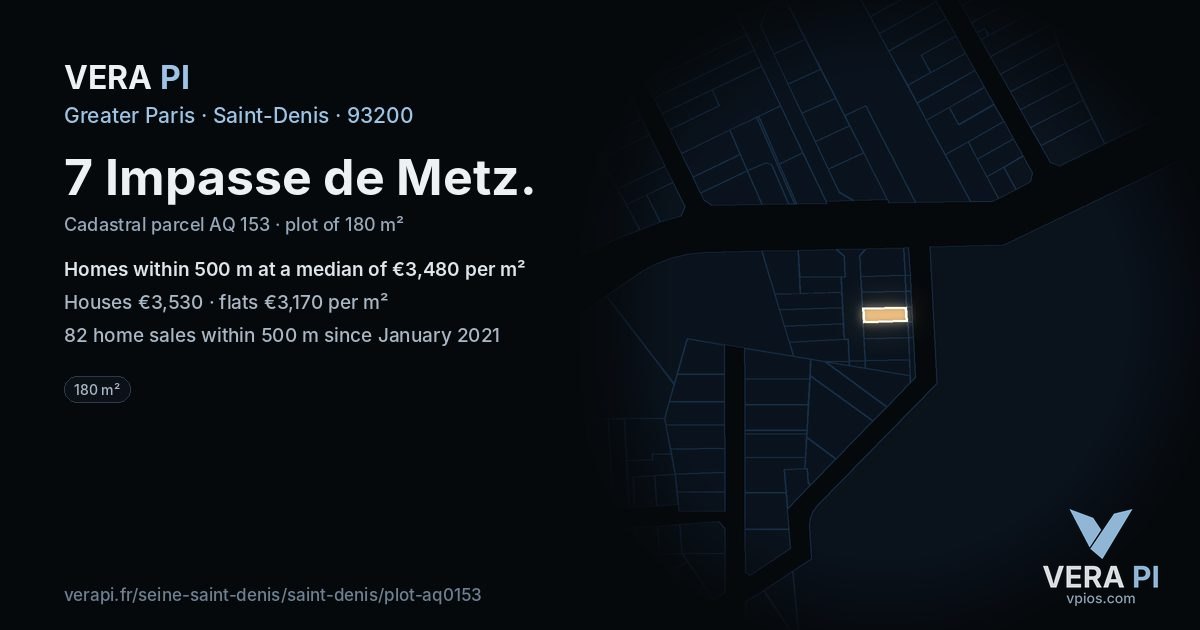 7 Impasse de Metz, Saint-Denis at night – the plot lit, the parcels around coloured by the prices near them