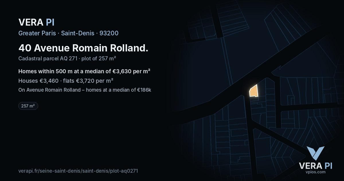 40 Avenue Romain Rolland, Saint-Denis at night – the plot lit, the parcels around coloured by the prices near them