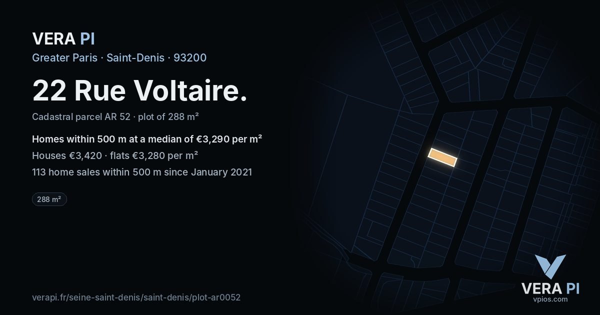 22 Rue Voltaire, Saint-Denis at night – the plot lit, the parcels around coloured by the prices near them