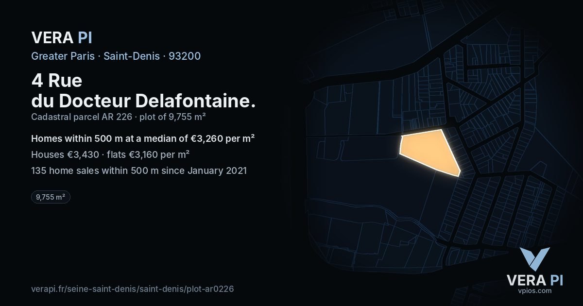 4 Rue du Docteur Delafontaine, Saint-Denis at night – the plot lit, the parcels around coloured by the prices near them