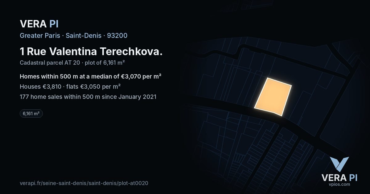 1 Rue Valentina Terechkova, Saint-Denis at night – the plot lit, the parcels around coloured by the prices near them