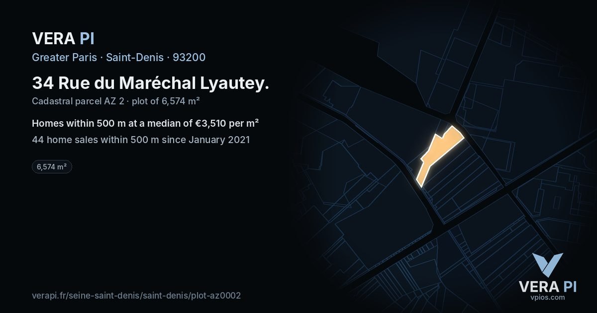 34 Rue du Maréchal Lyautey, Saint-Denis at night – the plot lit, the parcels around coloured by the prices near them