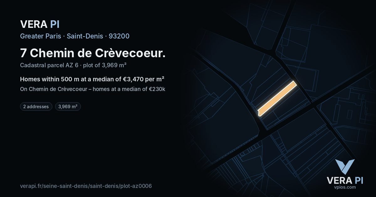 7 Chemin de Crèvecoeur, Saint-Denis at night – the plot lit, the parcels around coloured by the prices near them