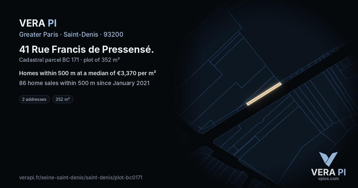 41 Rue Francis de Pressensé, Saint-Denis at night – the plot lit, the parcels around coloured by the prices near them
