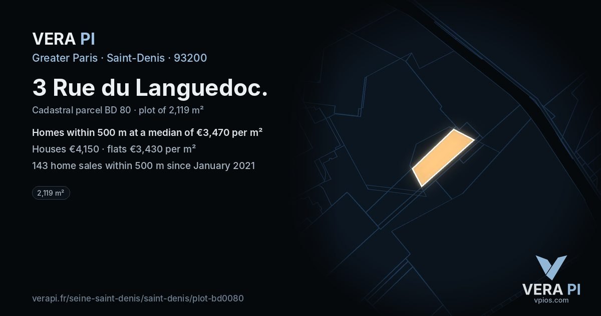 3 Rue du Languedoc, Saint-Denis at night – the plot lit, the parcels around coloured by the prices near them
