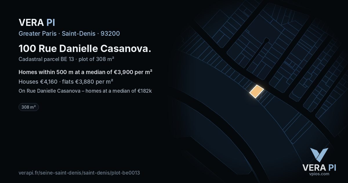 100 Rue Danielle Casanova, Saint-Denis at night – the plot lit, the parcels around coloured by the prices near them