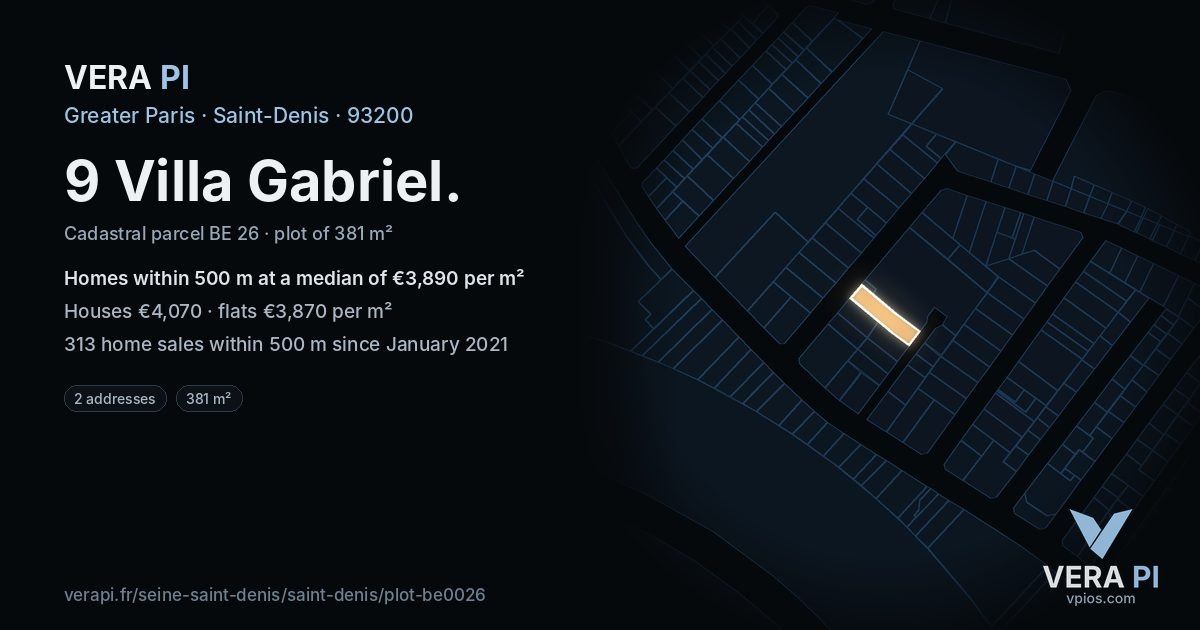9 Villa Gabriel, Saint-Denis at night – the plot lit, the parcels around coloured by the prices near them