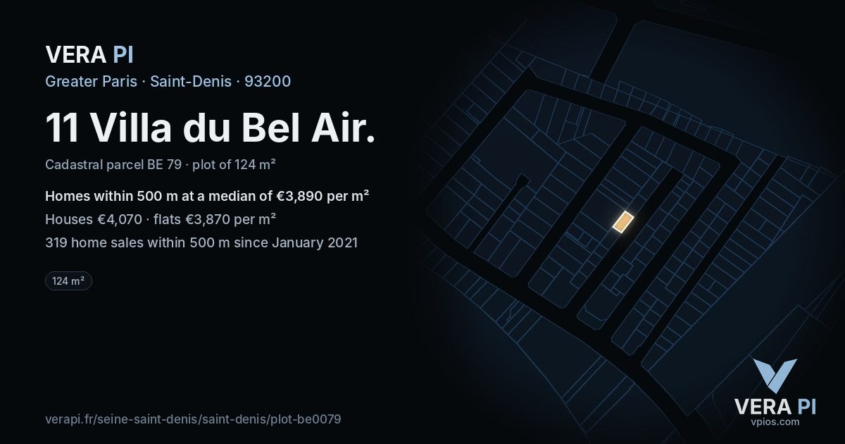 11 Villa du Bel Air, Saint-Denis at night – the plot lit, the parcels around coloured by the prices near them