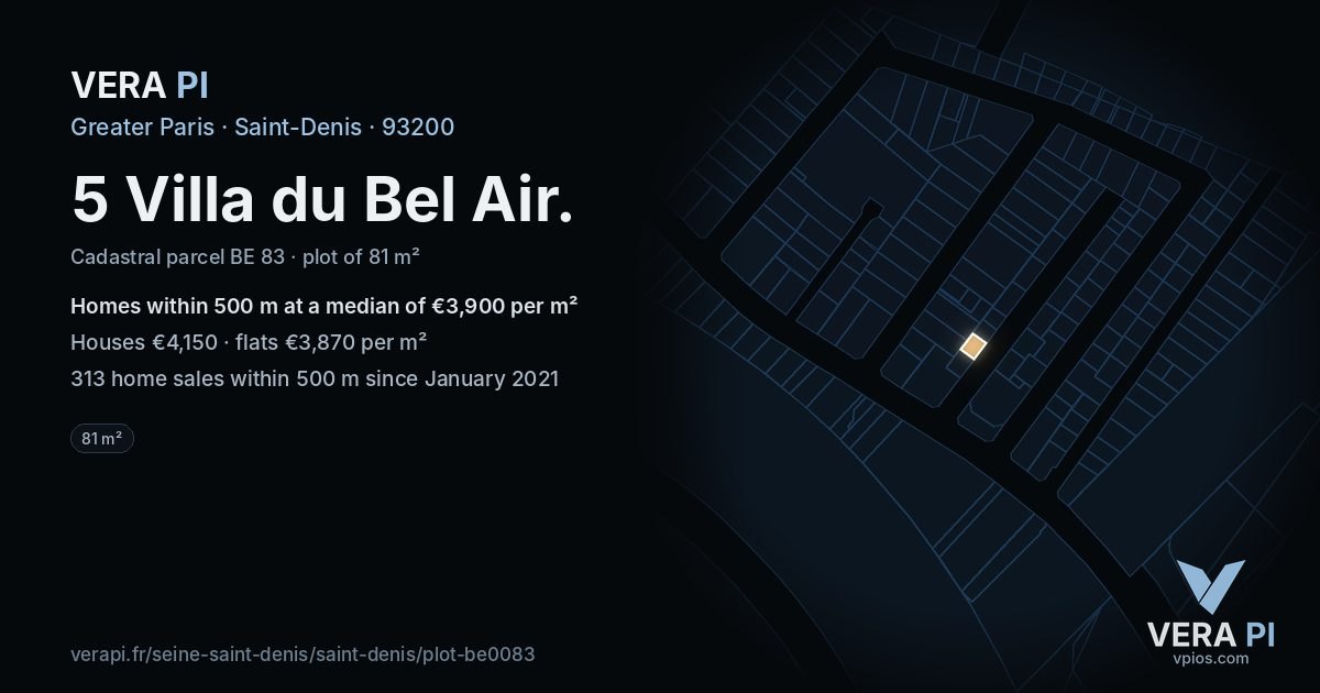 5 Villa du Bel Air, Saint-Denis at night – the plot lit, the parcels around coloured by the prices near them