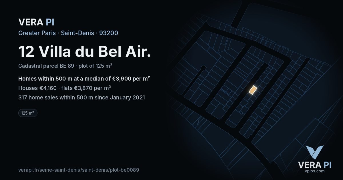 12 Villa du Bel Air, Saint-Denis at night – the plot lit, the parcels around coloured by the prices near them