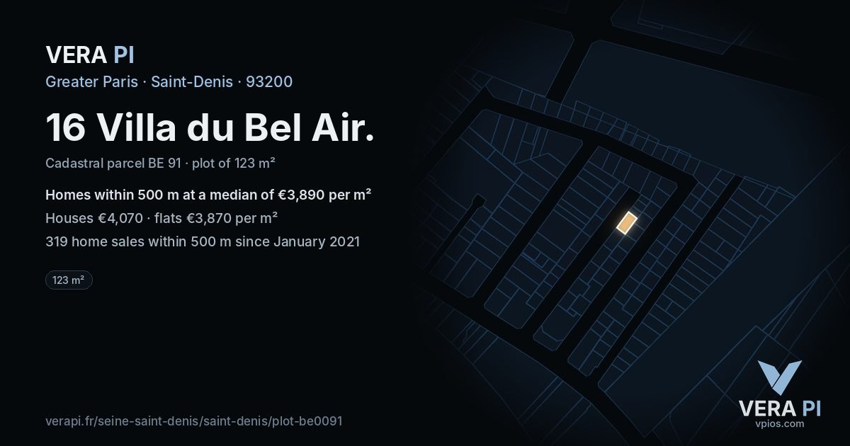 16 Villa du Bel Air, Saint-Denis at night – the plot lit, the parcels around coloured by the prices near them