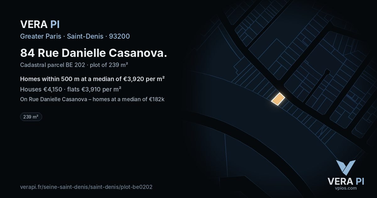 84 Rue Danielle Casanova, Saint-Denis at night – the plot lit, the parcels around coloured by the prices near them