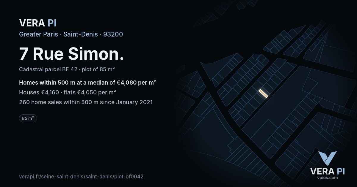 7 Rue Simon, Saint-Denis at night – the plot lit, the parcels around coloured by the prices near them