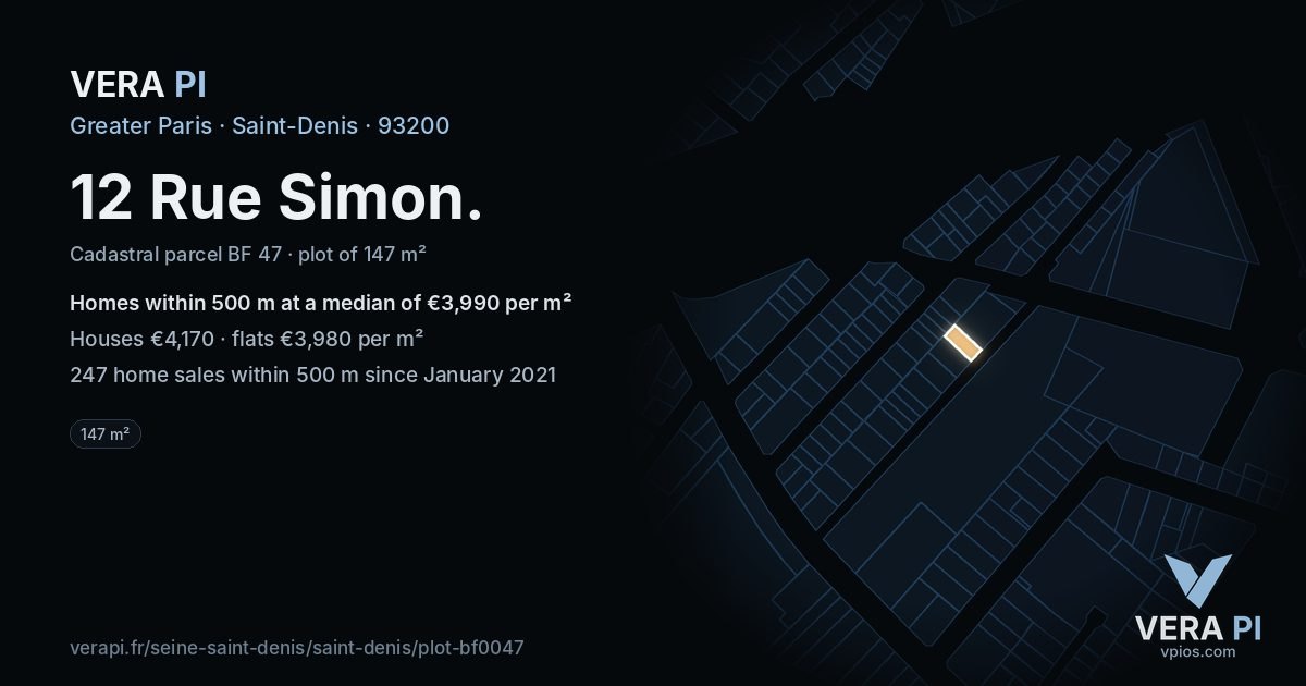 12 Rue Simon, Saint-Denis at night – the plot lit, the parcels around coloured by the prices near them