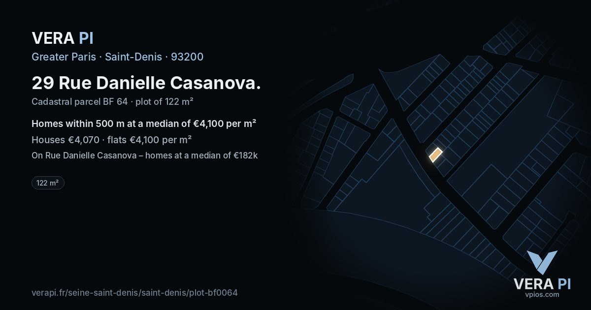 29 Rue Danielle Casanova, Saint-Denis at night – the plot lit, the parcels around coloured by the prices near them