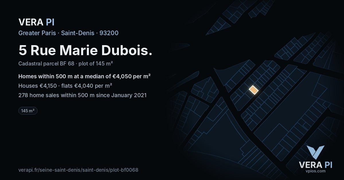 5 Rue Marie Dubois, Saint-Denis at night – the plot lit, the parcels around coloured by the prices near them