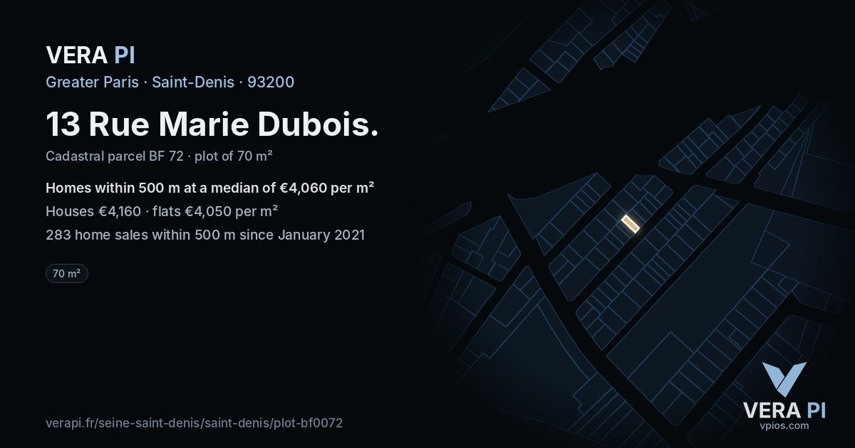 13 Rue Marie Dubois, Saint-Denis at night – the plot lit, the parcels around coloured by the prices near them