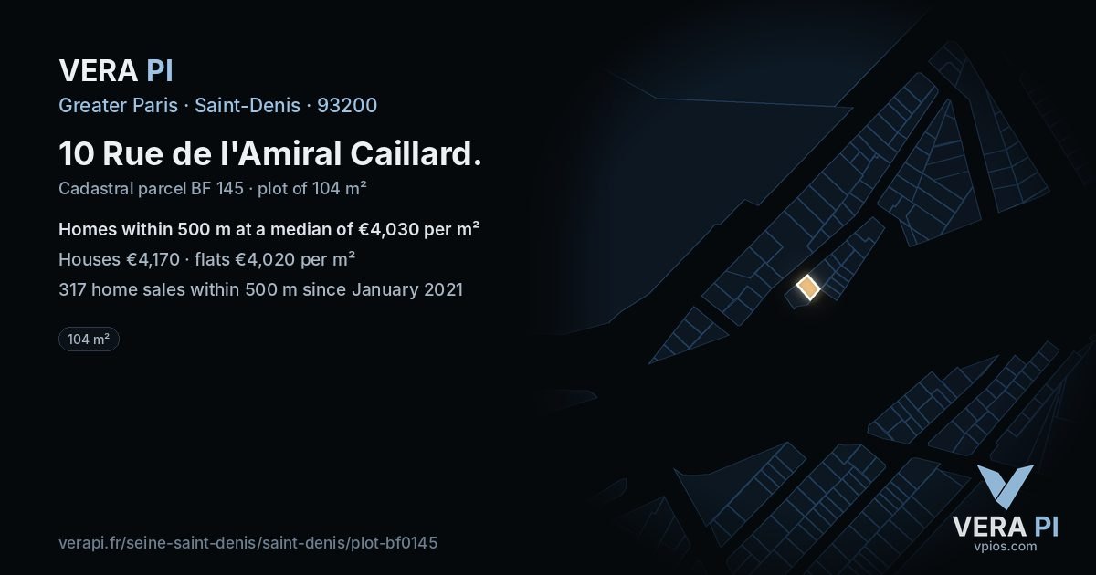 10 Rue de l'Amiral Caillard, Saint-Denis at night – the plot lit, the parcels around coloured by the prices near them