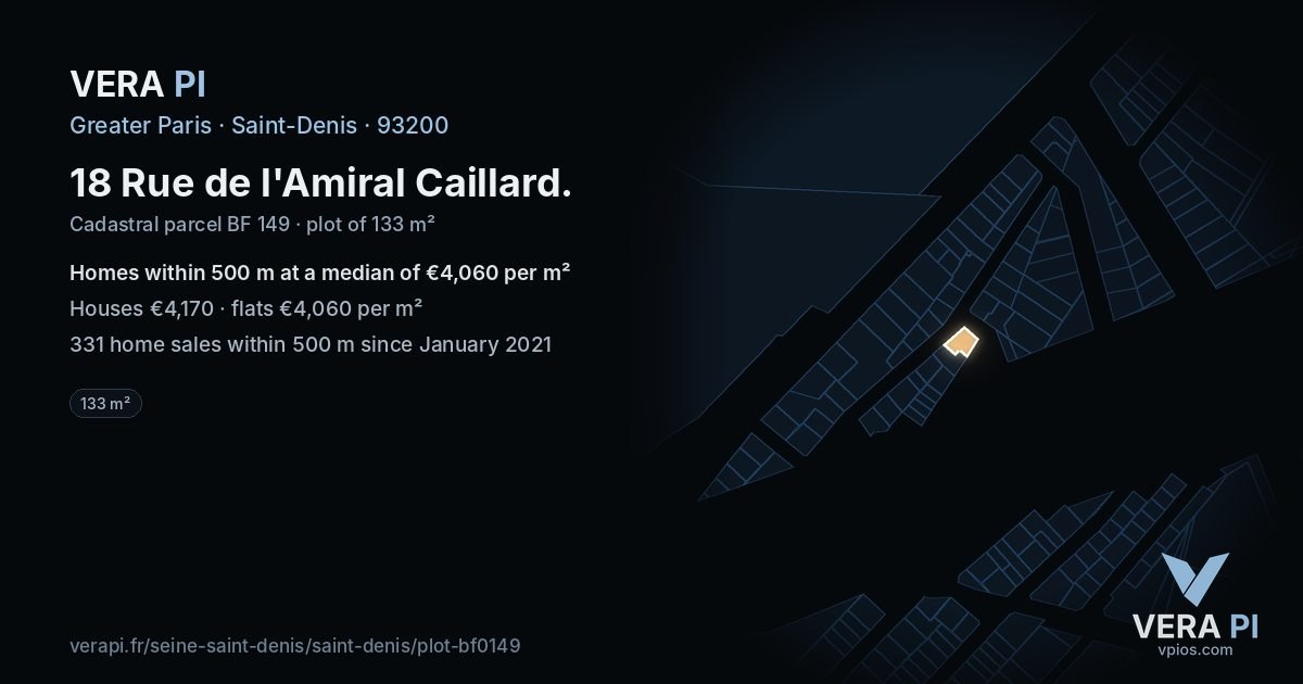 18 Rue de l'Amiral Caillard, Saint-Denis at night – the plot lit, the parcels around coloured by the prices near them