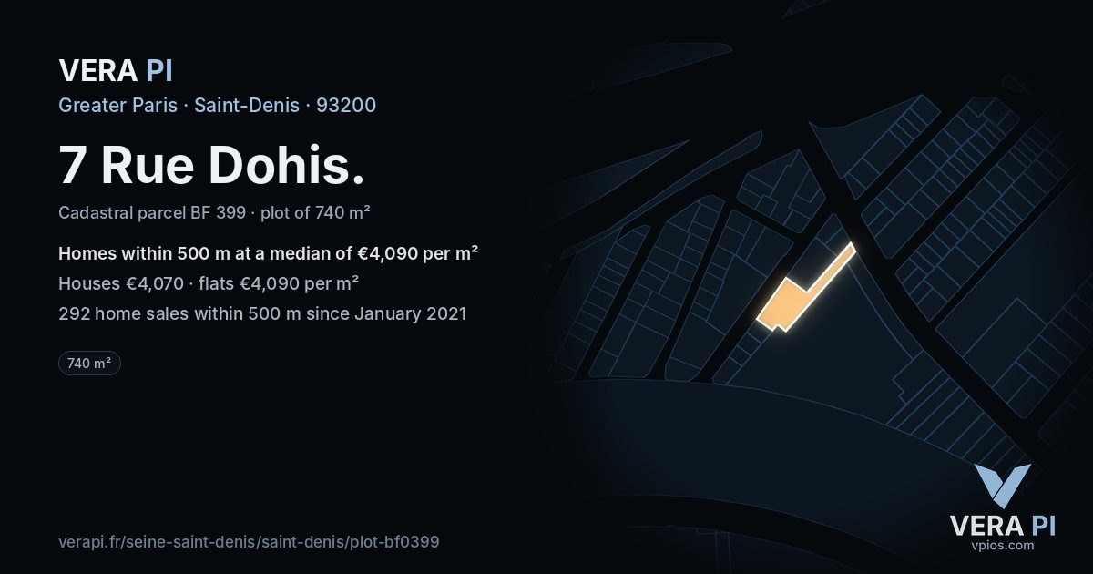 7 Rue Dohis, Saint-Denis at night – the plot lit, the parcels around coloured by the prices near them