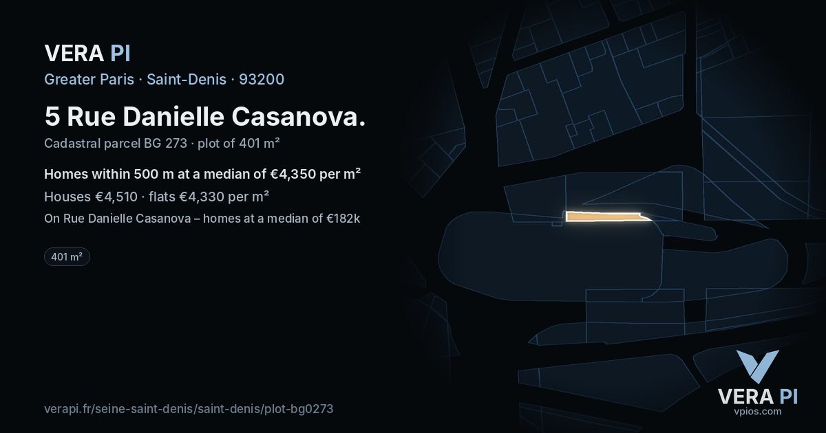 5 Rue Danielle Casanova, Saint-Denis at night – the plot lit, the parcels around coloured by the prices near them