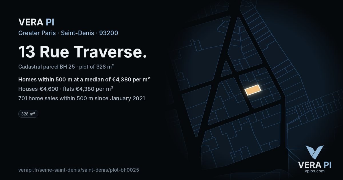 13 Rue Traverse, Saint-Denis at night – the plot lit, the parcels around coloured by the prices near them