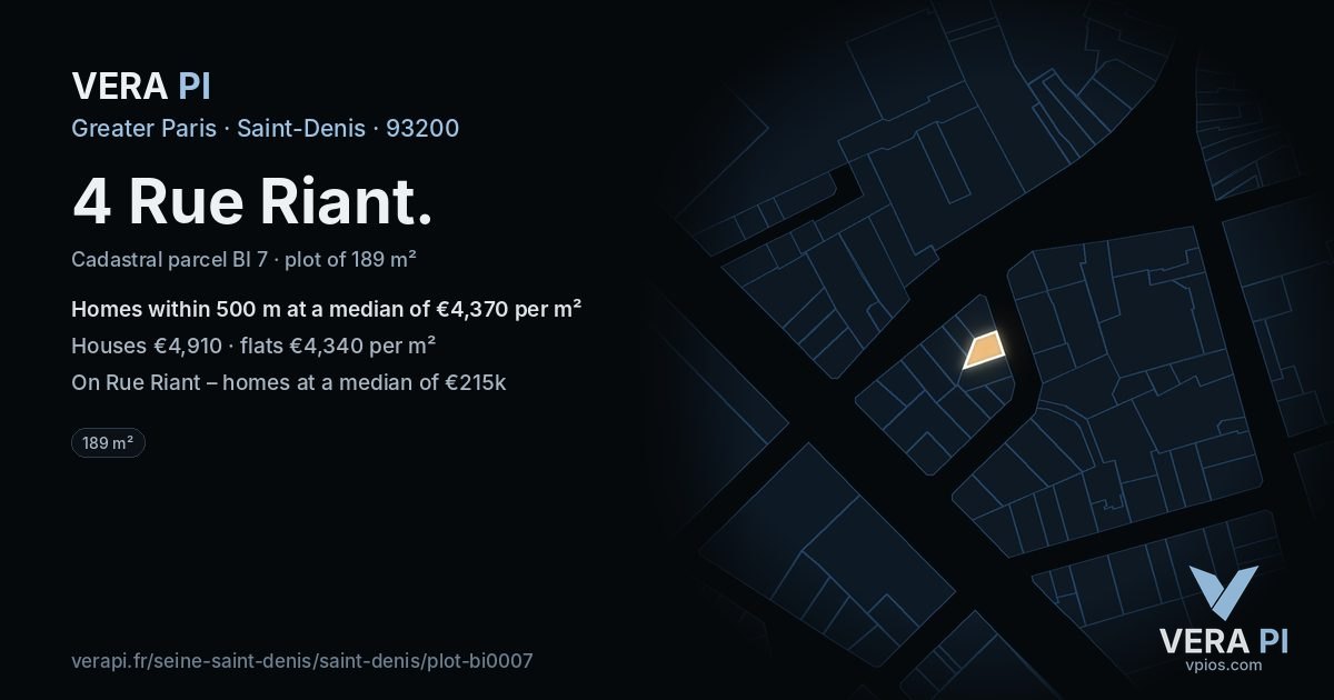 4 Rue Riant, Saint-Denis at night – the plot lit, the parcels around coloured by the prices near them