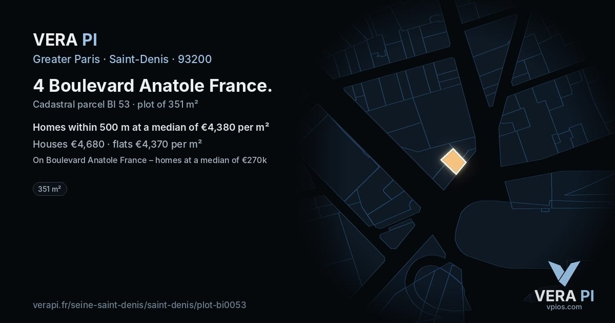 4 Boulevard Anatole France, Saint-Denis at night – the plot lit, the parcels around coloured by the prices near them