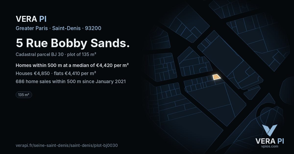 5 Rue Bobby Sands, Saint-Denis at night – the plot lit, the parcels around coloured by the prices near them