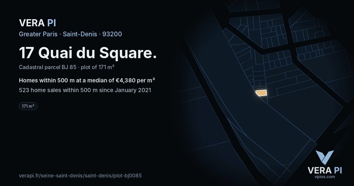 17 Quai du Square, Saint-Denis at night – the plot lit, the parcels around coloured by the prices near them