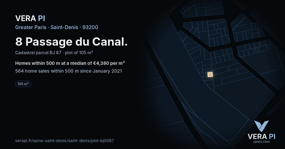 8 Passage du Canal, Saint-Denis at night – the plot lit, the parcels around coloured by the prices near them