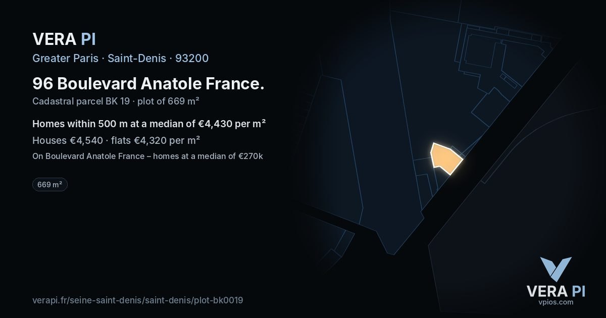 96 Boulevard Anatole France, Saint-Denis at night – the plot lit, the parcels around coloured by the prices near them