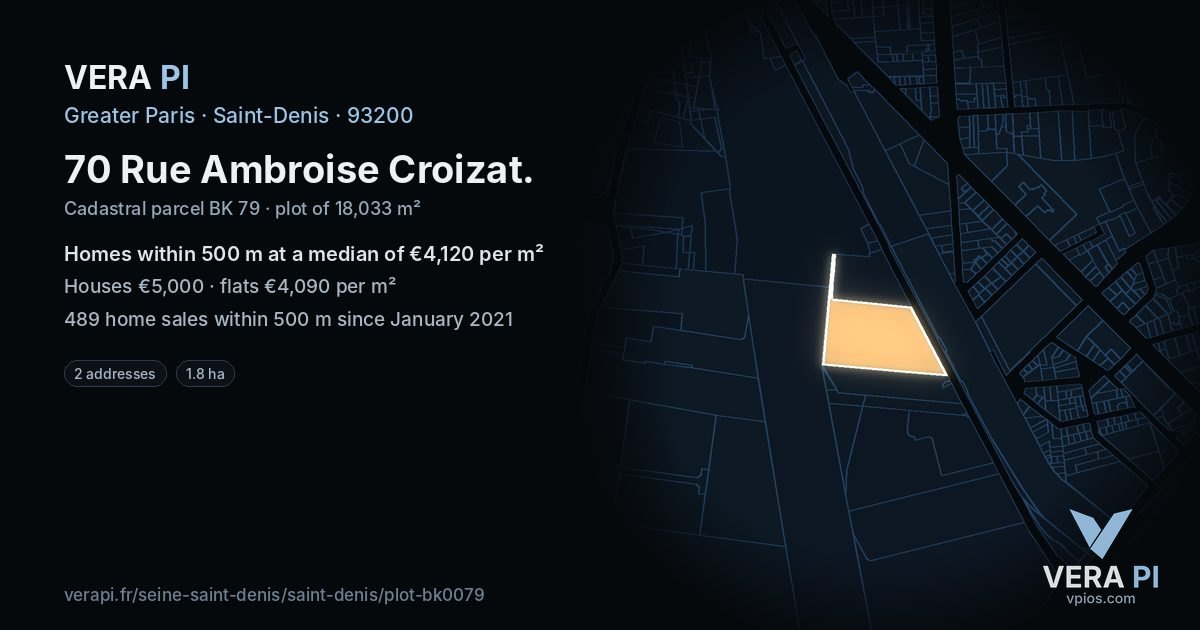70 Rue Ambroise Croizat, Saint-Denis at night – the plot lit, the parcels around coloured by the prices near them
