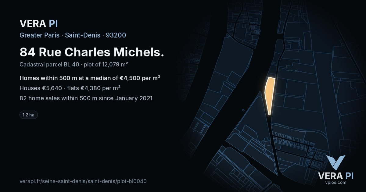 84 Rue Charles Michels, Saint-Denis at night – the plot lit, the parcels around coloured by the prices near them